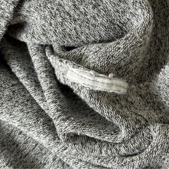 weekend plans pullover - Picture 3 of 4